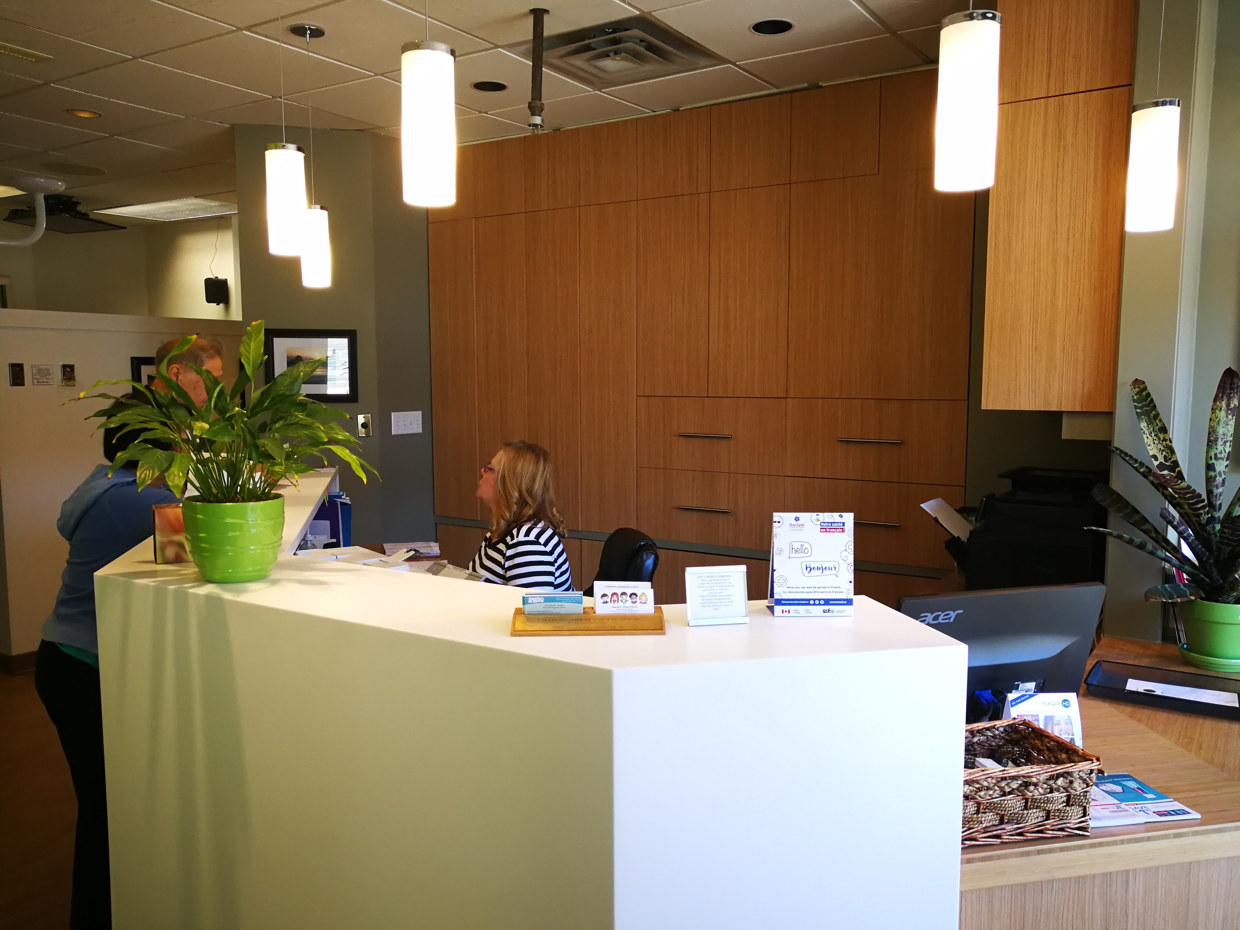 Reception at Edgemont Village Dental Centre