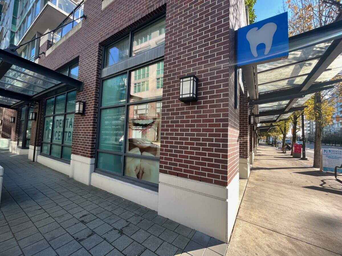Pier Dental Centre exterior at 136 Esplanade East